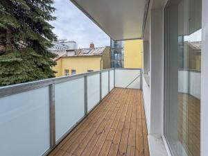 Pronájem bytu 2+1, Praha - Holešovice, Ortenovo náměstí, 61 m2