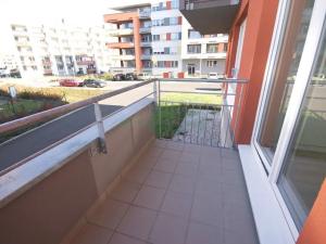 Pronájem bytu 2+kk, Praha - Zličín, Sazovická, 50 m2