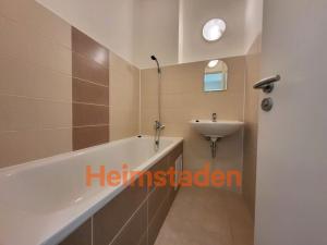 Pronájem bytu 2+1, Karviná - Nové Město, tř. Osvobození, 57 m2
