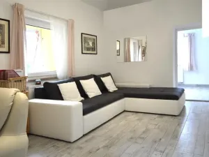 Prodej ubytování, Jiřice u Miroslavi, 662 m2