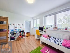Pronájem rodinného domu, Jirny, Lipová, 177 m2