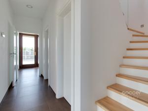 Pronájem rodinného domu, Praha - Horní Počernice, U Zimoviště, 137 m2