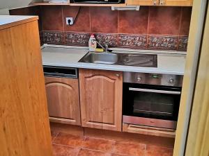 Pronájem bytu 3+kk, Praha - Střešovice, Na Ořechovce, 76 m2
