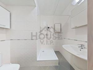 Prodej bytu 3+kk, Praha - Libeň, Nad Okrouhlíkem, 94 m2