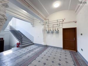Pronájem bytu 2+1, Ústí nad Labem - Ústí nad Labem-centrum, Horova, 70 m2