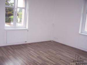 Pronájem bytu 1+kk, Praha - Řepy, Čistovická, 23 m2
