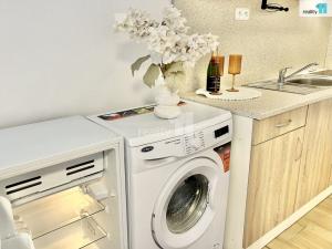 Prodej bytu 1+kk, Praha - Ruzyně, Drnovská, 31 m2
