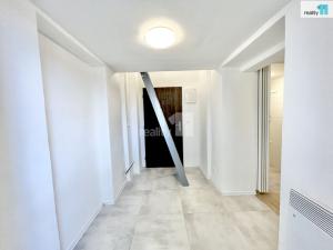 Prodej bytu 1+kk, Praha - Ruzyně, Drnovská, 31 m2