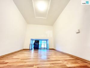 Prodej bytu 1+kk, Praha - Ruzyně, Drnovská, 31 m2