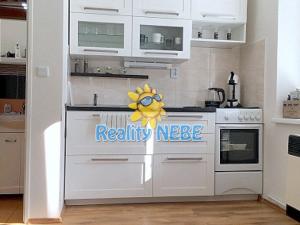 Pronájem bytu 1+1, Praha - Záběhlice, Záběhlická, 30 m2