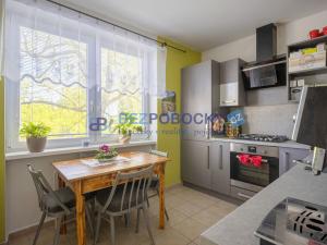 Prodej bytu 3+1, Hodonín, třída Bří Čapků, 73 m2