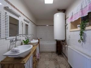 Prodej chalupy, Soběraz, 161 m2