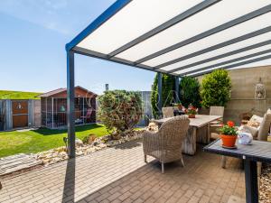 Prodej rodinného domu, Zeleneč, U Lesoparku, 174 m2