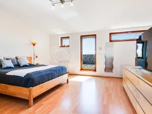 Prodej rodinného domu, Zeleneč, U Lesoparku, 174 m2