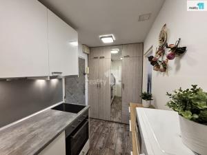 Pronájem bytu 2+kk, Praha - Krč, Tajovského, 34 m2
