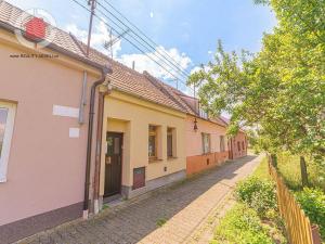 Pronájem rodinného domu, Uherský Ostroh - Ostrožské Předměstí, Hráza, 65 m2