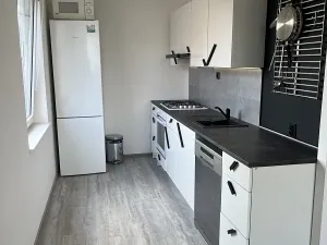 Pronájem bytu 3+kk, Praha - Petrovice, Rezlerova, 75 m2