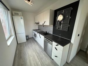Pronájem bytu 3+kk, Praha - Petrovice, Rezlerova, 75 m2