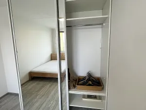 Pronájem bytu 3+kk, Praha - Petrovice, Rezlerova, 75 m2