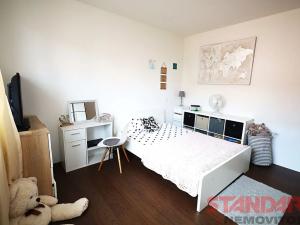 Prodej bytu 2+kk, Tlučná, Pod Školkou, 71 m2