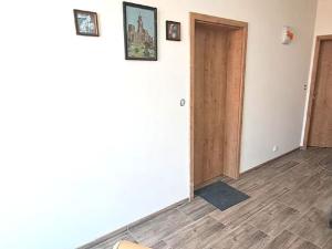 Pronájem bytu 2+kk, Praha - Čakovice, 48 m2