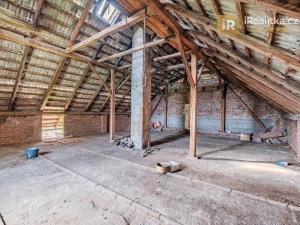 Prodej rodinného domu, Mokré, 177 m2