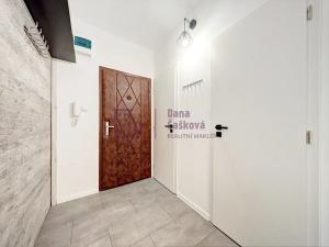 Pronájem bytu 3+1, Jindřichův Hradec, Kosmonautů, 82 m2