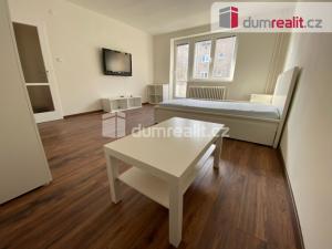 Pronájem bytu 1+1, Kladno, Helsinská, 46 m2