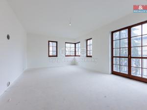 Prodej rodinného domu, Karlovy Vary - Drahovice, Rumunská, 895 m2