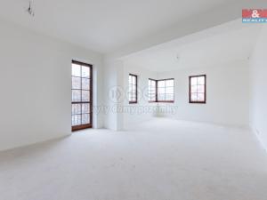 Prodej rodinného domu, Karlovy Vary - Drahovice, Rumunská, 895 m2