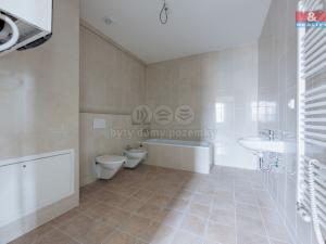 Prodej rodinného domu, Karlovy Vary - Drahovice, Rumunská, 895 m2