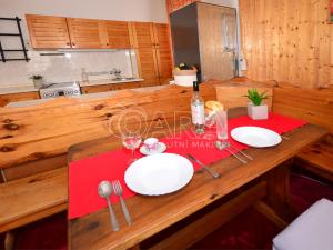 Prodej rodinného domu, Veleň, U Kovárny, 93 m2