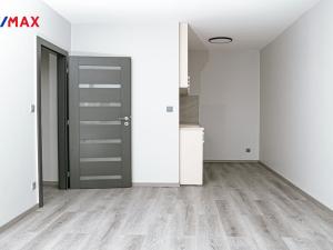 Pronájem bytu 2+kk, Praha - Stodůlky, Zázvorkova, 43 m2