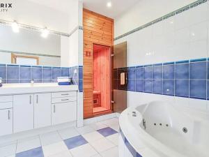 Prodej rodinného domu, Praha - Klánovice, Všestarská, 320 m2