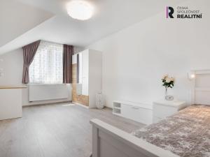 Prodej rodinného domu, Podbořany, Bílý kopec, 140 m2