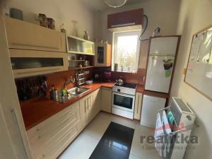 Prodej obchodního prostoru, Brumovice, Hlavní, 814 m2