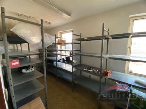 Prodej obchodního prostoru, Brumovice, Hlavní, 814 m2