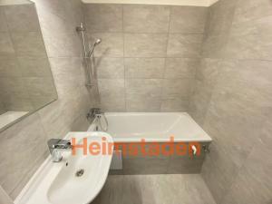 Pronájem bytu 2+1, Ostrava - Poruba, Urxova, 57 m2