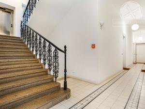 Prodej bytu 2+kk, Praha - Smíchov, Kmochova, 53 m2