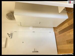 Pronájem bytu 1+kk, Praha - Vinohrady, Perucká, 27 m2