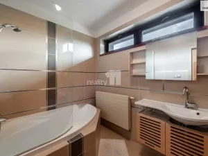 Prodej rodinného domu, Praha - Královice, K Hájku, 432 m2