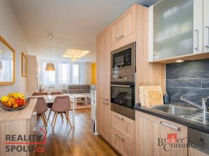 Prodej bytu 3+1, Praha - Krč, Zelený pruh, 63 m2