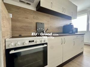 Prodej bytu 2+1, Žandov, Osvobození, 59 m2