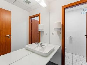 Prodej kanceláře, Praha - Michle, V dolině, 291 m2