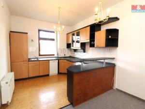 Pronájem bytu 4+1, Praha - Strašnice, U hráze, 140 m2
