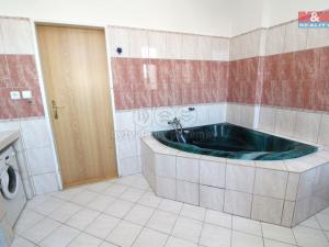 Pronájem bytu 4+1, Praha - Strašnice, U hráze, 140 m2