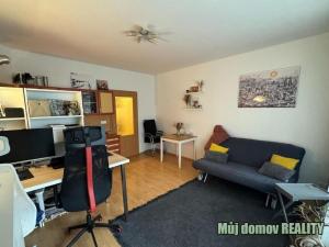 Pronájem bytu 1+kk, Praha - Hloubětín, Nepelova, 45 m2