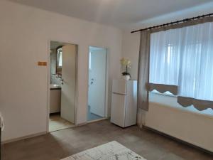 Pronájem rodinného domu, Zlosyň, 210 m2