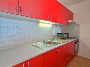 Pronájem bytu 1+kk, Praha - Stodůlky, Sluneční náměstí, 35 m2