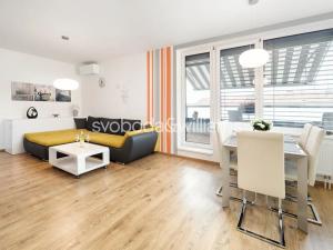 Prodej bytu 2+kk, Valtice, P. Bezruče, 76 m2